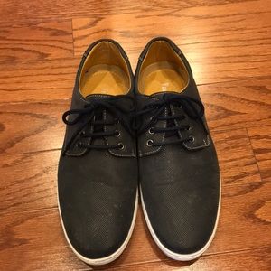 Men’s shoes